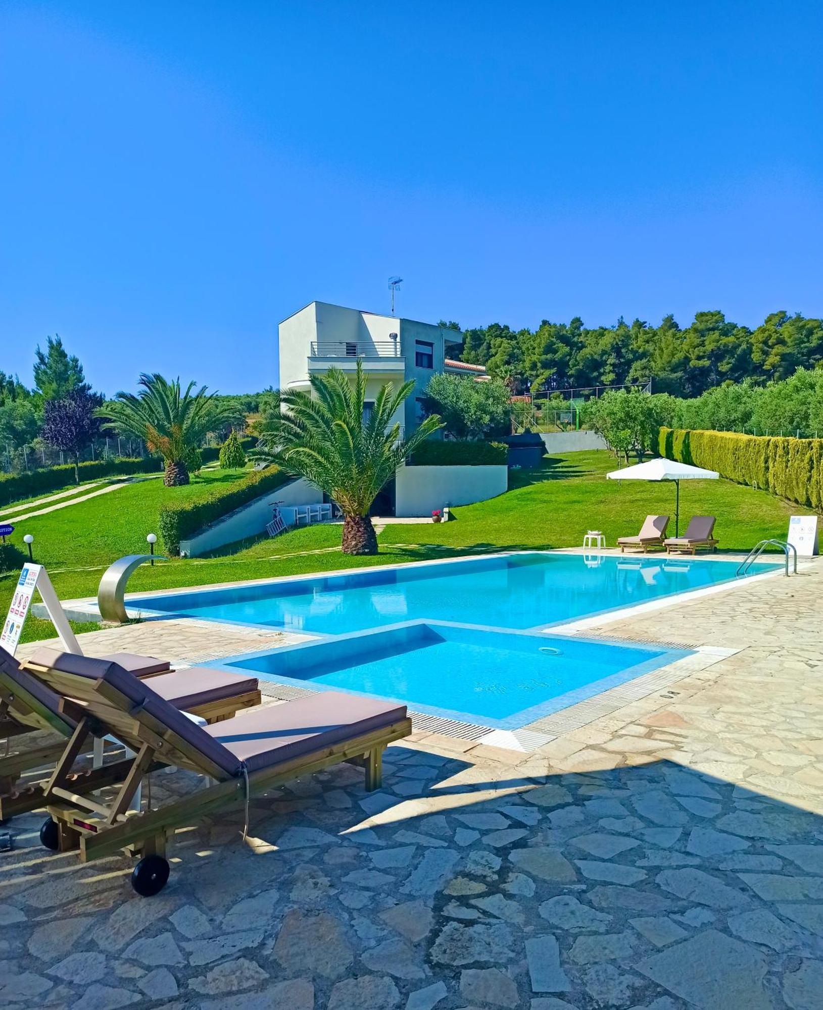 Possidi Hiliadou Boutique Resort Екстер'єр фото